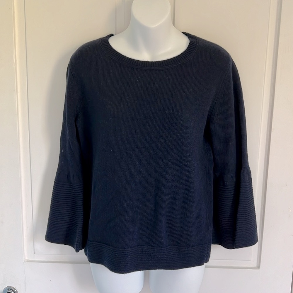 NWT Banana Republic Merino Wool Blend bell sleeve sweater S